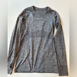 Lululemon Swiftly tech long sleeve shirt, size 6